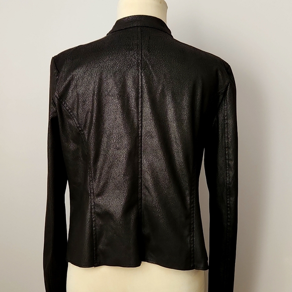 SOLD - Black blazer 🌟 - Picture 3 of 5